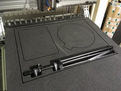 Découpe CNC des mousses sur mesure pour les flight cases